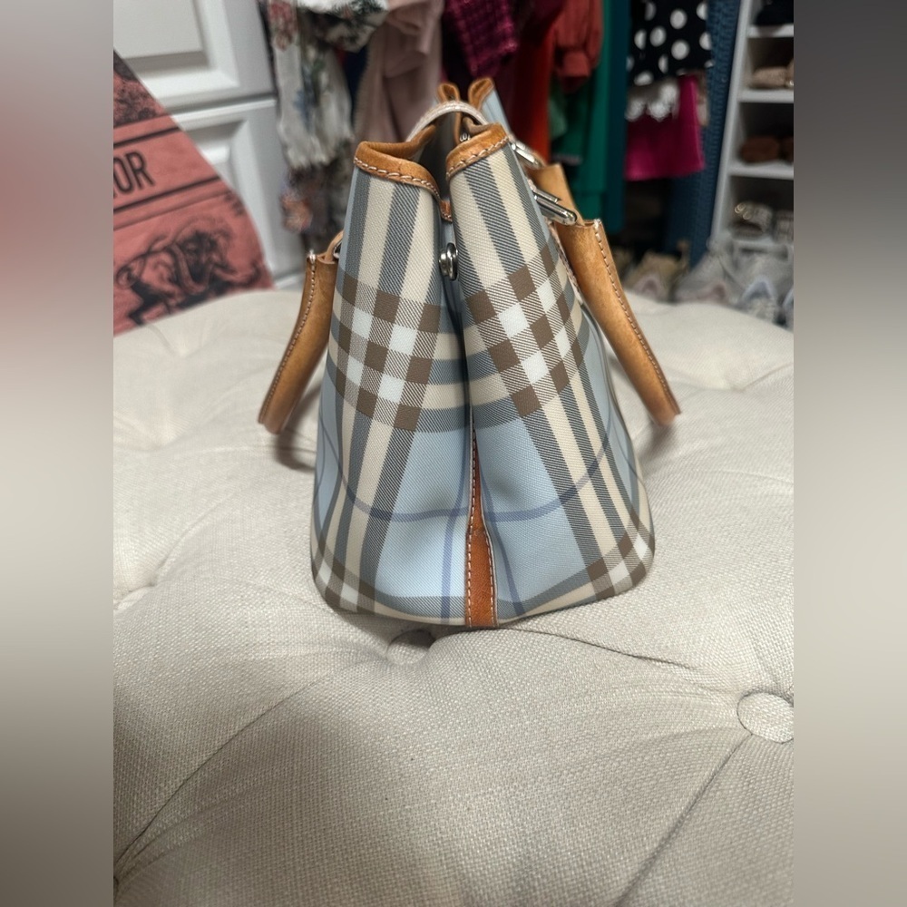 Burberry Eden Nova Check Handle Bag in Blue - Picture 3 of 15